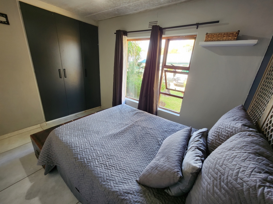 2 Bedroom Property for Sale in Antiqua Bay Free State